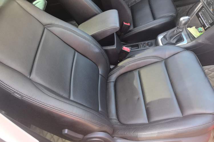 Used Volkswagen Sharan 2018 380TSI Comfort Edition 7-Seater Right Front Seat