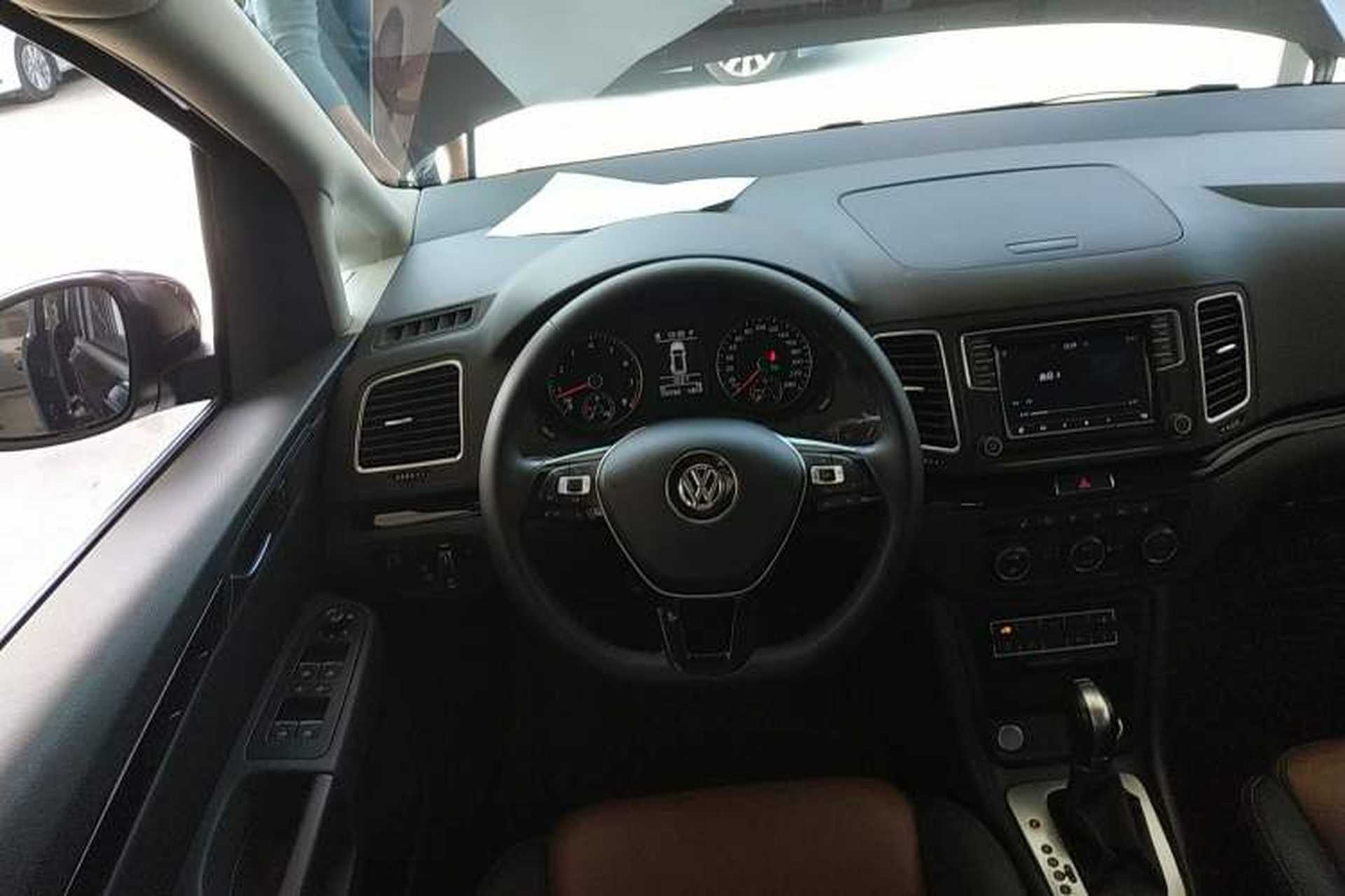 Used Volkswagen Sharan 2018 380TSI Enjoyment Edition Premium 6-Seater Steering Wheel