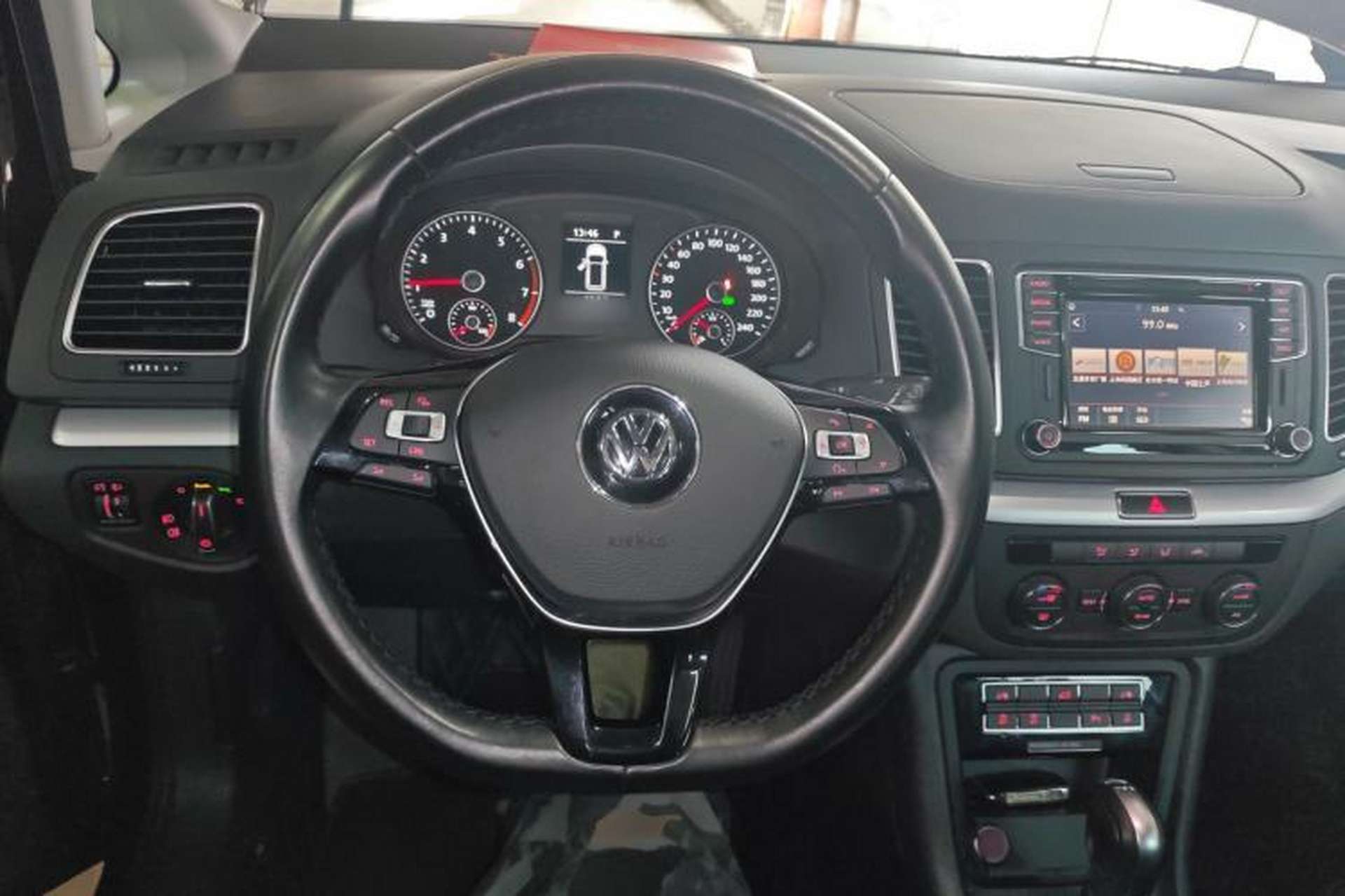 Used Volkswagen Sharan 2018 Revised Version 380TSI Comfort Edition 6-Seater Steering Wheel