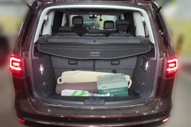 Used Volkswagen Sharan 2018 380TSI Comfort Edition 7-Seater Trunk