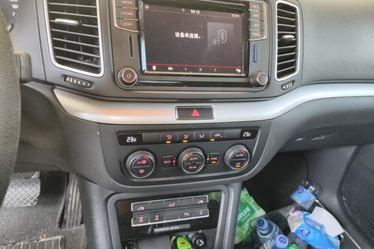 Used Volkswagen Sharan 2018 Revised Version 380TSI Comfort Edition 7-Seater Audio And AC Panel