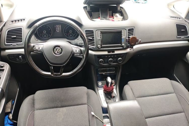 Used Volkswagen Sharan 2018 Revised Version 380TSI Comfort Edition 7-Seater Center Console