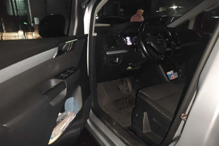 Used Volkswagen Sharan 2018 380TSI Comfort Edition 7-Seater Driver Seat