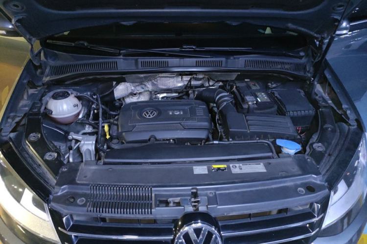 Used Volkswagen Sharan 2018 380TSI Comfort Edition 7-Seater Engine Bay