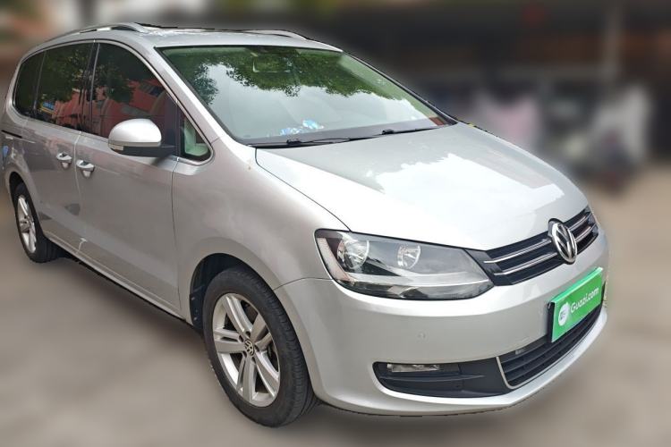 Used Volkswagen Sharan 2018 Revised Version 380TSI Comfort Edition 7-Seater Front Right 45 Deg