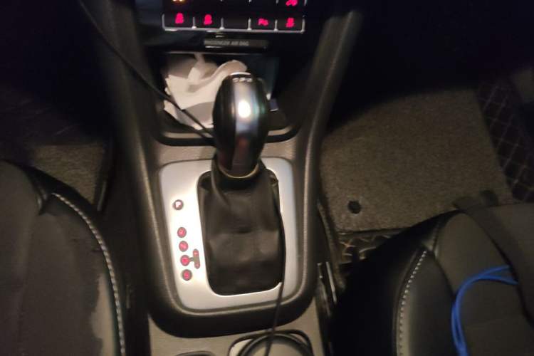 Used Volkswagen Sharan 2018 380TSI Comfort Edition 7-Seater Gear Lever