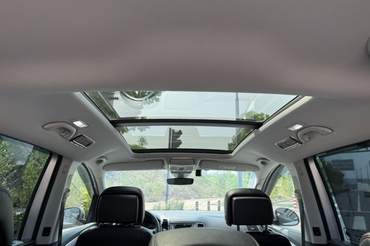 Used Volkswagen Sharan 2018 Revised Version 380TSI Comfort Edition 7-Seater Headliner