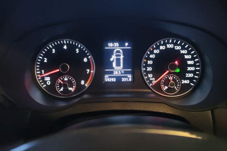 Used Volkswagen Sharan 2018 380TSI Comfort Edition 7-Seater Instrument Cluster