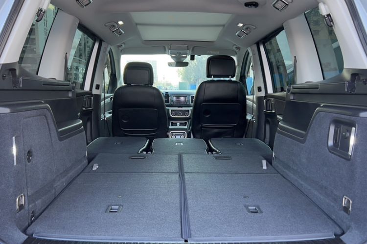 Used Volkswagen Sharan 2018 Revised Version 380TSI Comfort Edition 7-Seater Interior 3