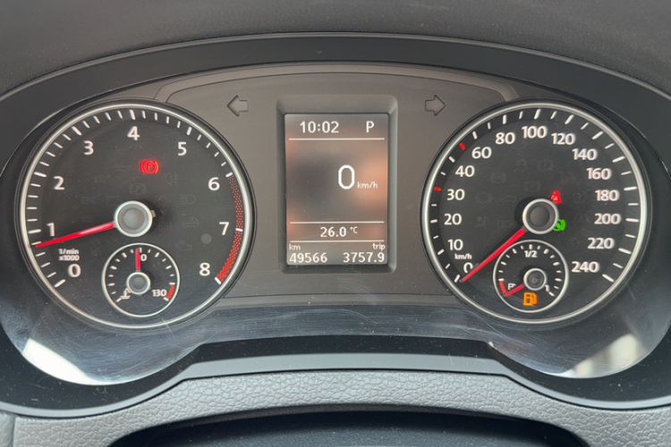 Used Volkswagen Sharan 2018 Revised Version 380TSI Comfort Edition 7-Seater Odometer Close Up