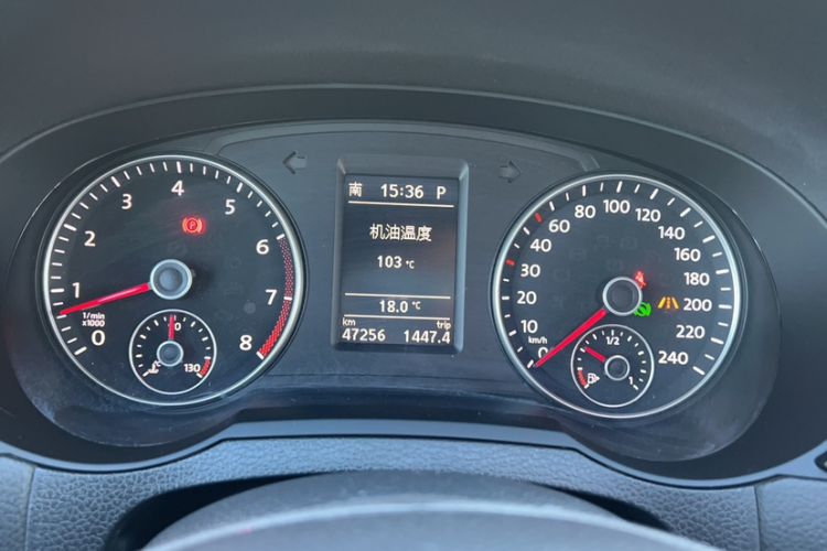 Used Volkswagen Sharan 2018 Revised Version 380TSI Comfort Edition 7-Seater Odometer Close Up