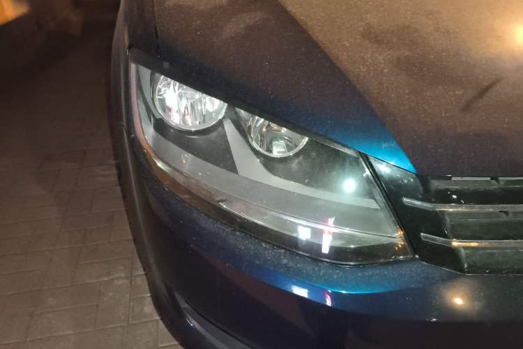 Used Volkswagen Sharan 2018 380TSI Comfort Edition 7-Seater Right Front Headlight