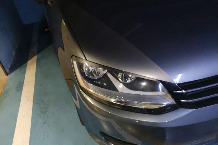 Used Volkswagen Sharan 2018 380TSI Comfort Edition 7-Seater Right Front Headlight