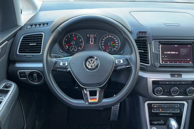 Used Volkswagen Sharan 2018 Revised Version 380TSI Comfort Edition 7-Seater Steering Wheel
