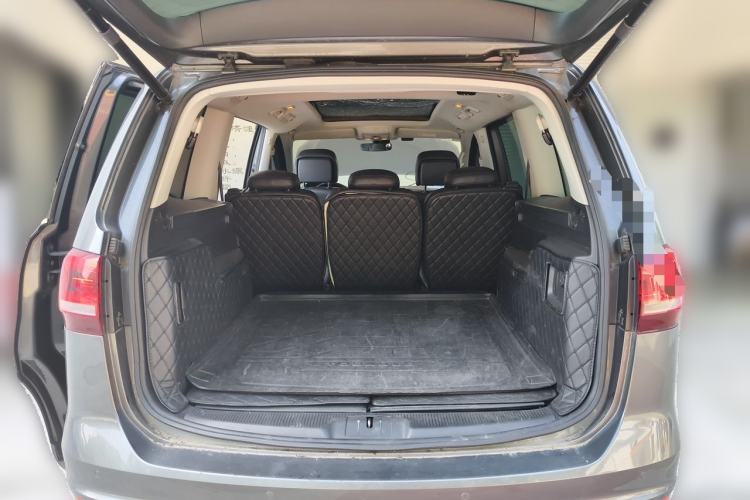 Used Volkswagen Sharan 2018 Revised Version 380TSI Comfort Edition 7-Seater Trunk