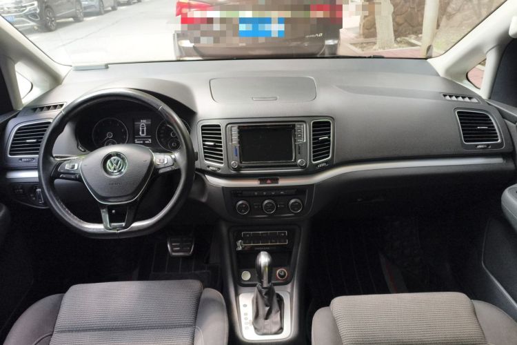 Used Volkswagen Sharan 2018 Revised Version 380TSI Comfort Edition 7-Seater Center Console