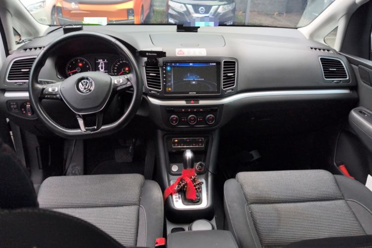 Used Volkswagen Sharan 2018 Revised Version 380TSI Comfort Edition 7-Seater Center Console