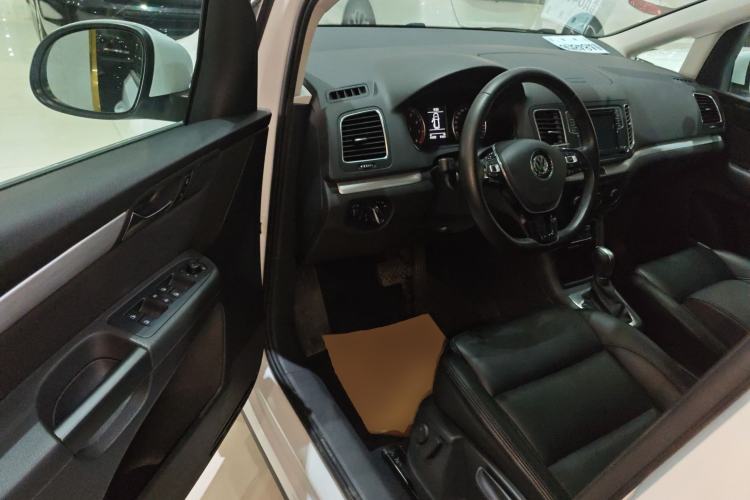Used Volkswagen Sharan 2018 380TSI Comfort Edition 7-Seater Driver Seat