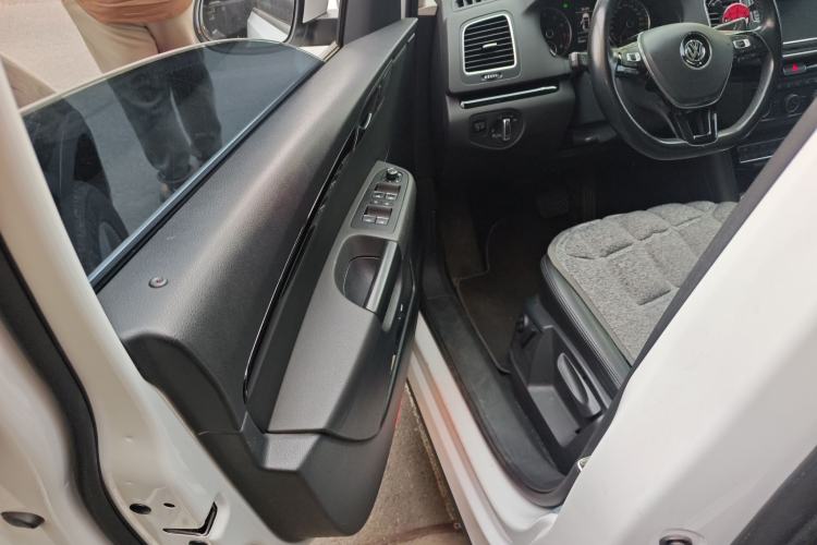 Used Volkswagen Sharan 2018 380TSI Luxury 7-Seater Driver Seat