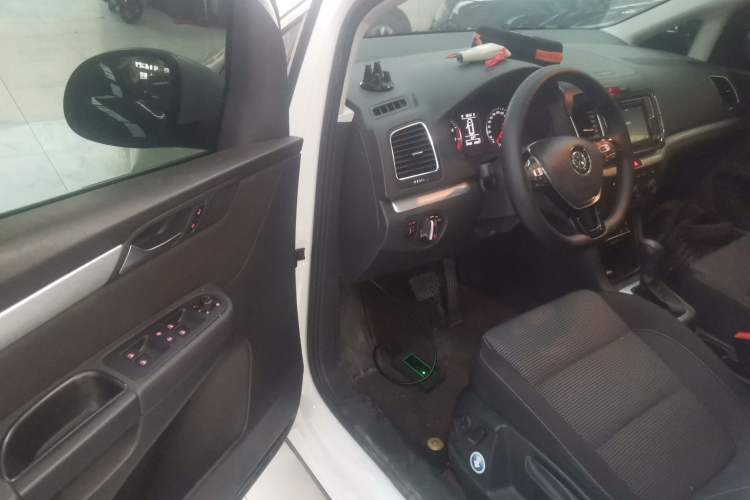 Used Volkswagen Sharan 2018 380TSI Comfort Edition 6-Seater Driver Seat