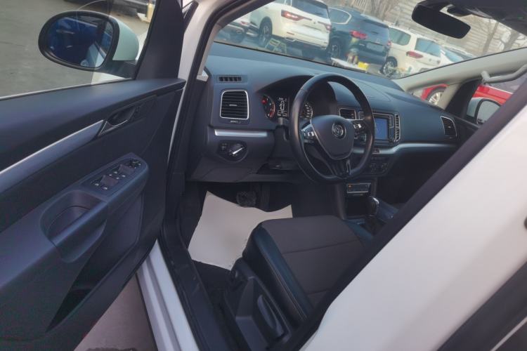 Used Volkswagen Sharan 2018 380TSI Comfort Edition 7-Seater Driver Seat