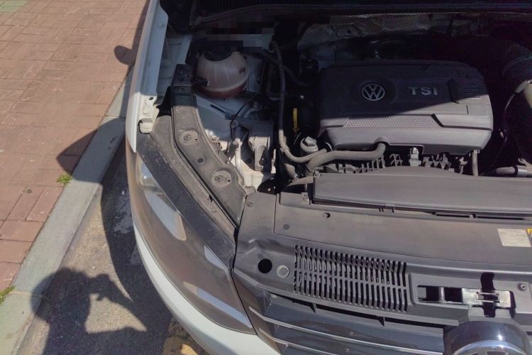 Used Volkswagen Sharan 2018 380TSI Comfort Edition 7-Seater Engine Bay Right