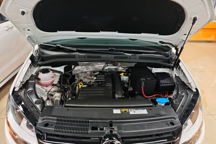 Used Volkswagen Sharan 2018 280TSI Enjoyment Model 7 Seats Engine Bay