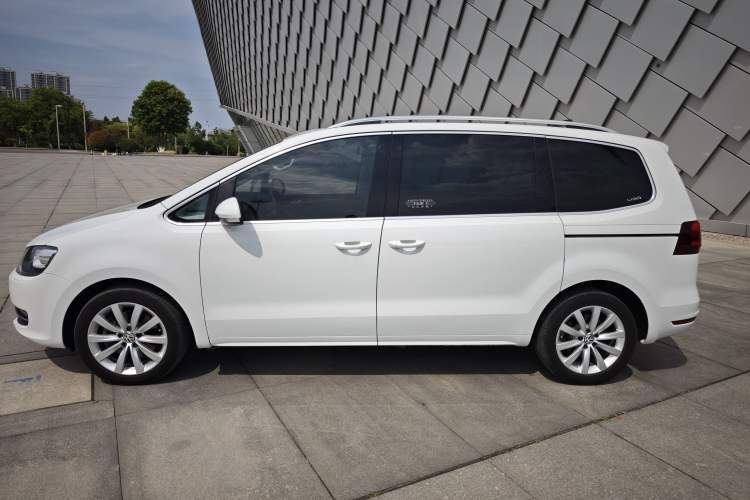 Used Volkswagen Sharan 2018 380TSI Enjoyment Edition Premium 7-Seater Exterior 1