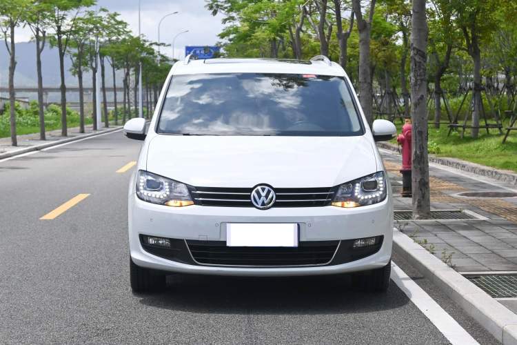 Used Volkswagen Sharan 2018 Revised Version 380TSI Comfort Edition 7-Seater Exterior 1