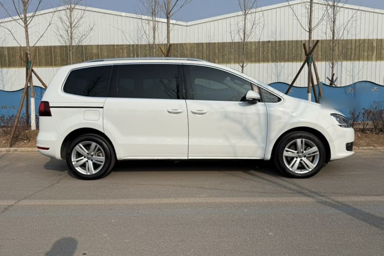 Used Volkswagen Sharan 2018 Revised Version 380TSI Comfort Edition 7-Seater Exterior 2