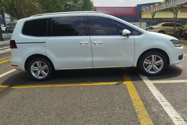 Used Volkswagen Sharan 2018 380TSI Comfort Edition 6-Seater Exterior 2