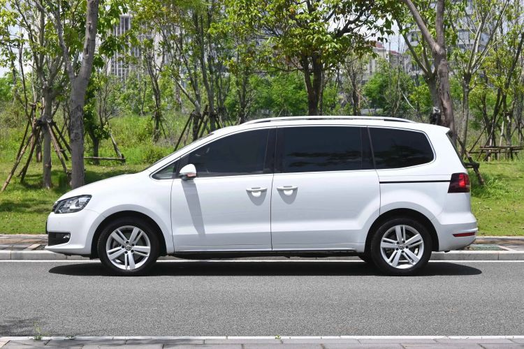 Used Volkswagen Sharan 2018 Revised Version 380TSI Comfort Edition 7-Seater Exterior 3