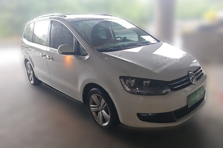 Used Volkswagen Sharan 2018 380TSI Comfort Edition 6-Seater Front Right 45 Deg