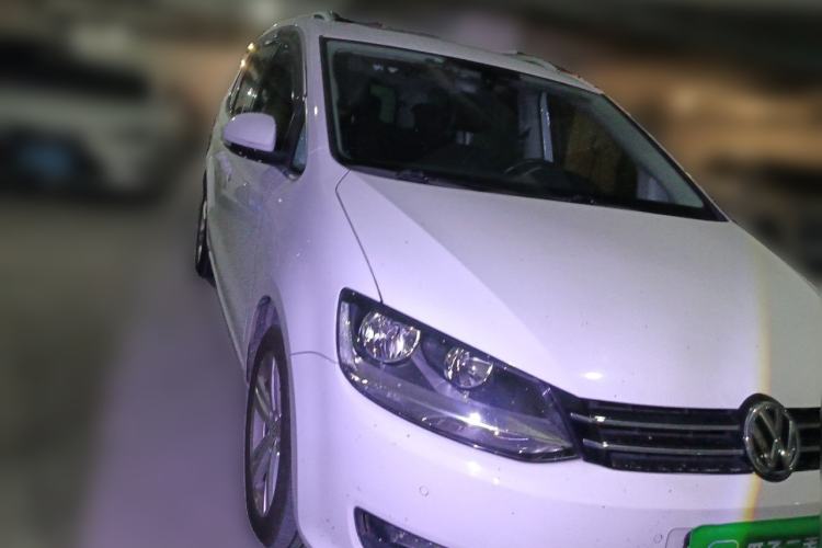 Used Volkswagen Sharan 2018 380TSI Comfort Edition 7-Seater Front Right 45 Deg