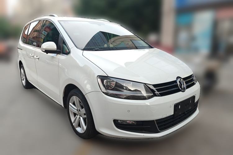 Used Volkswagen Sharan 2018 380TSI Comfort Edition 7-Seater Front Right 45 Deg