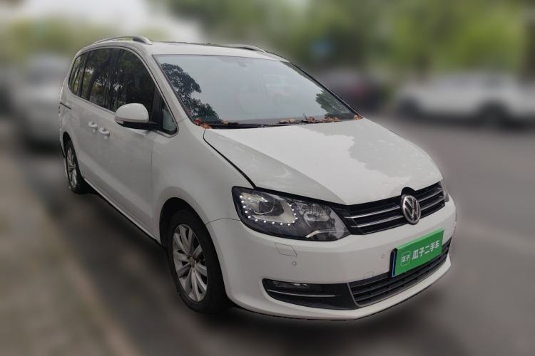 Used Volkswagen Sharan 2018 380TSI Enjoyment Edition Premium 7-Seater Front Right 45 Deg