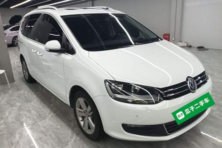 Used Volkswagen Sharan 2018 380TSI Comfort Edition 7-Seater Front Right 45 Deg