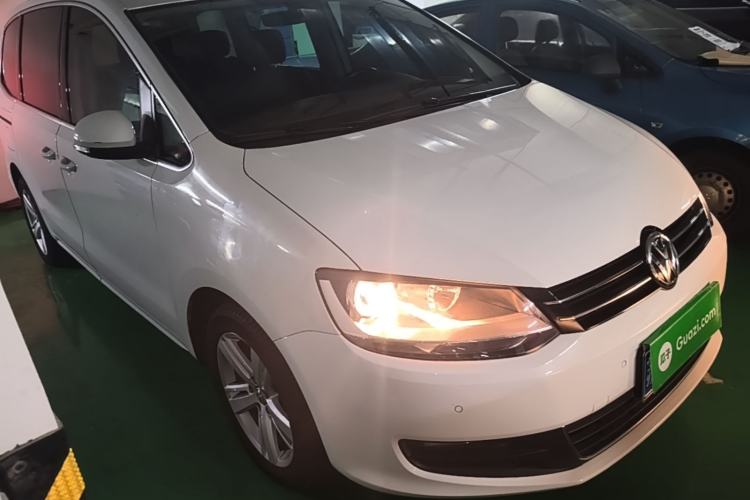 Used Volkswagen Sharan 2018 380TSI Comfort Edition 7-Seater Front Right 45 Deg