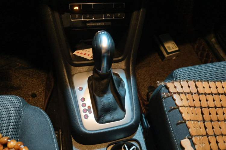 Used Volkswagen Sharan 2018 380TSI Comfort Edition 6-Seater Gear Lever