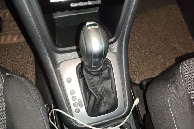 Used Volkswagen Sharan 2018 380TSI Comfort Edition 6-Seater Gear Lever