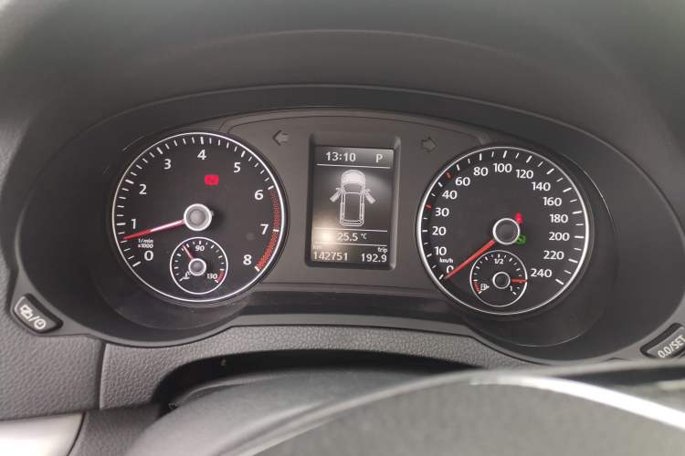 Used Volkswagen Sharan 2018 380TSI Comfort Edition 7-Seater Instrument Cluster