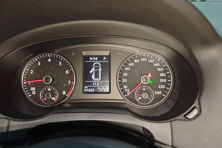 Used Volkswagen Sharan 2018 380TSI Comfort Edition 7-Seater Instrument Cluster