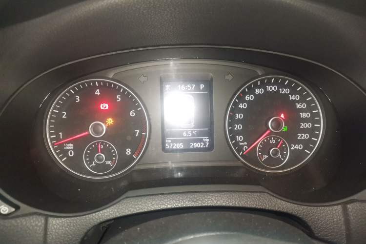 Used Volkswagen Sharan 2018 380TSI Comfort Edition 6-Seater Instrument Cluster