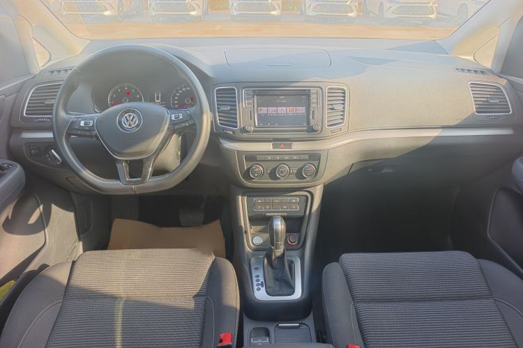 Used Volkswagen Sharan 2018 Revised Version 380TSI Comfort Edition 7-Seater Interior 2