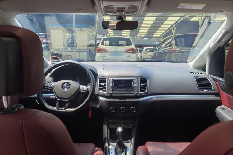 Used Volkswagen Sharan 2018 380TSI Comfort Edition 6-Seater Interior 3