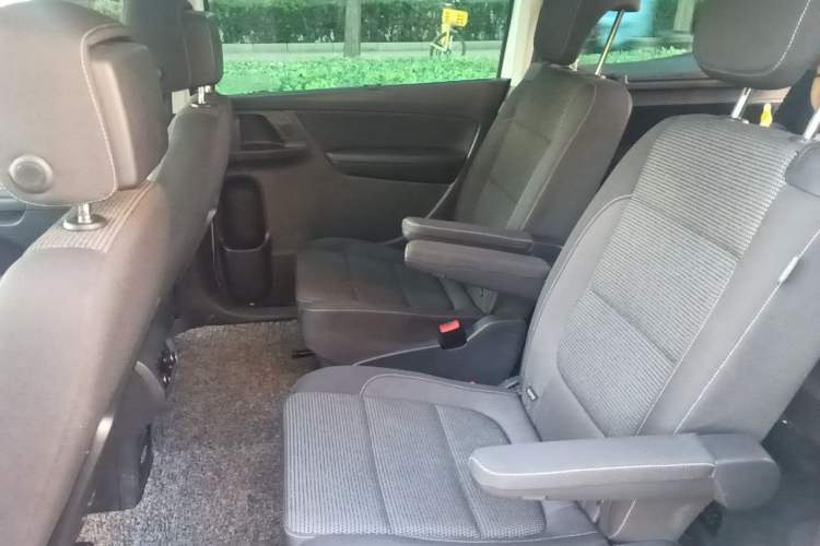 Used Volkswagen Sharan 2018 Revised Version 380TSI Comfort Edition 6-Seater Interior 4