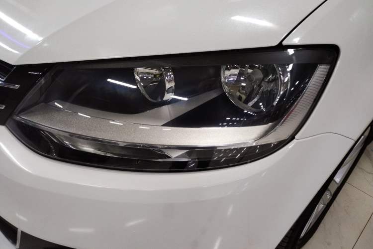 Used Volkswagen Sharan 2018 Revised Version 380TSI Comfort Edition 7-Seater Left Front Headlight