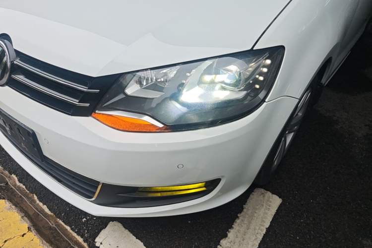 Used Volkswagen Sharan 2018 380TSI Comfort Edition 7-Seater Left Front Headlight