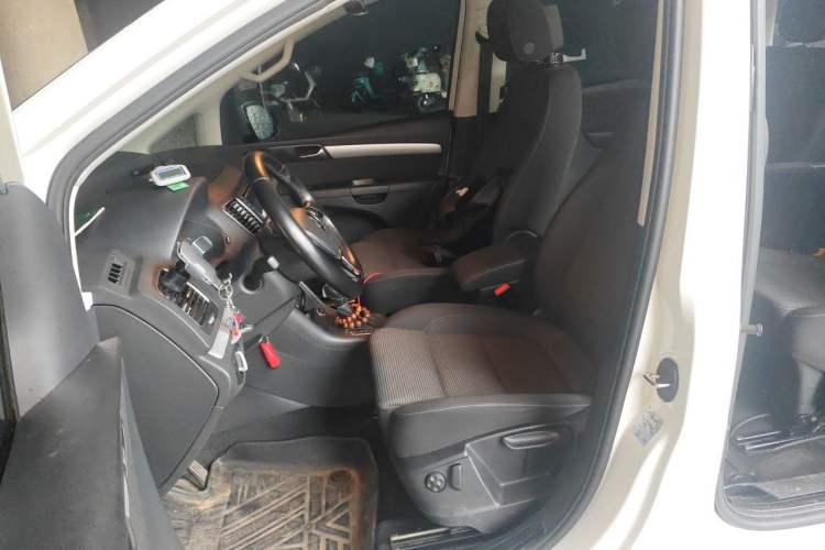 Used Volkswagen Sharan 2018 380TSI Comfort Edition 6-Seater Left Front Seat