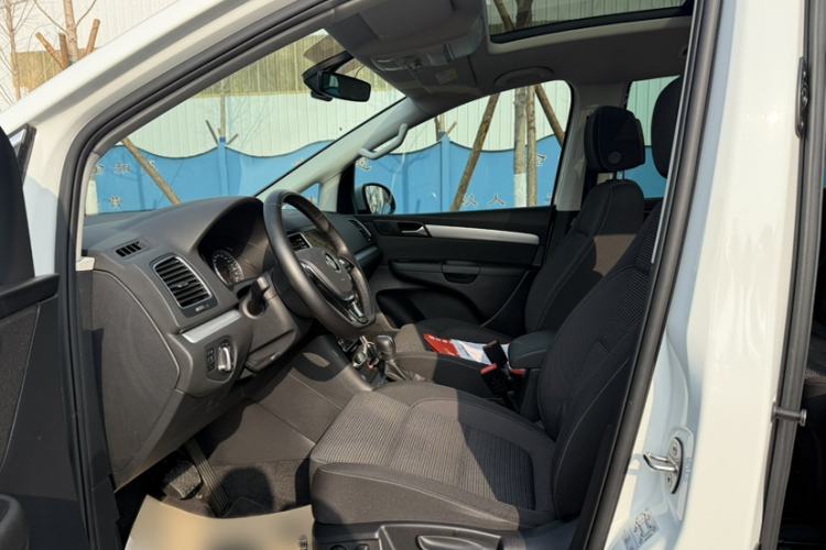 Used Volkswagen Sharan 2018 Revised Version 380TSI Comfort Edition 7-Seater Left Front Seat